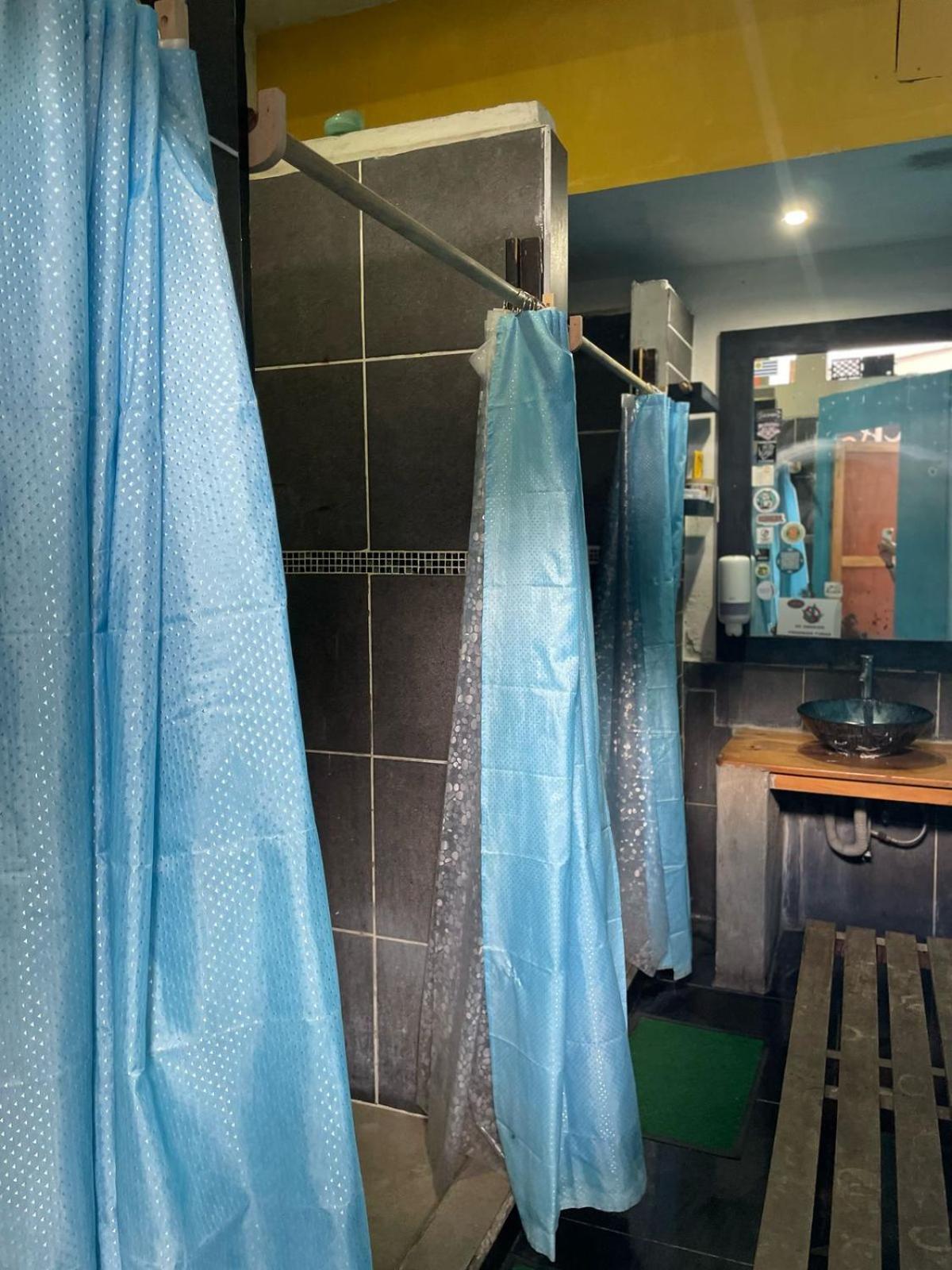 Volko Party Hostel Antigua Екстериор снимка